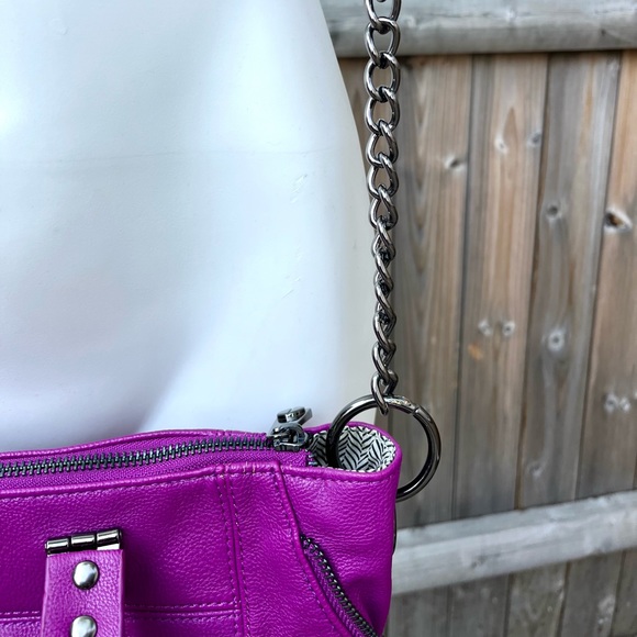 FINAL PRICE: Steve Madden Fuchsia Purple Crossbody Bag - Picture 6 of 9